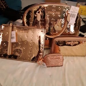 NWT Micharl Kors Purse, wallet. Change purse and t